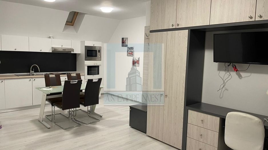 De inchiriat apartament 2 camere/ Centrul Istoric - Poză 2