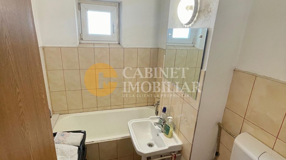 Apartament cu 2 camere - Etaj Intermediar - Fara Risc - Podu Ros - Poză 4