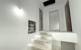 Duplex despartit prin camera tehnica cu 4 camere | Giroc - Poză 5