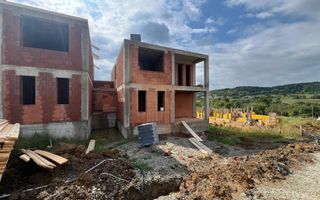 Duplex spațios cu priveliște superbă spre cetate, Cisnădie - Poză 3