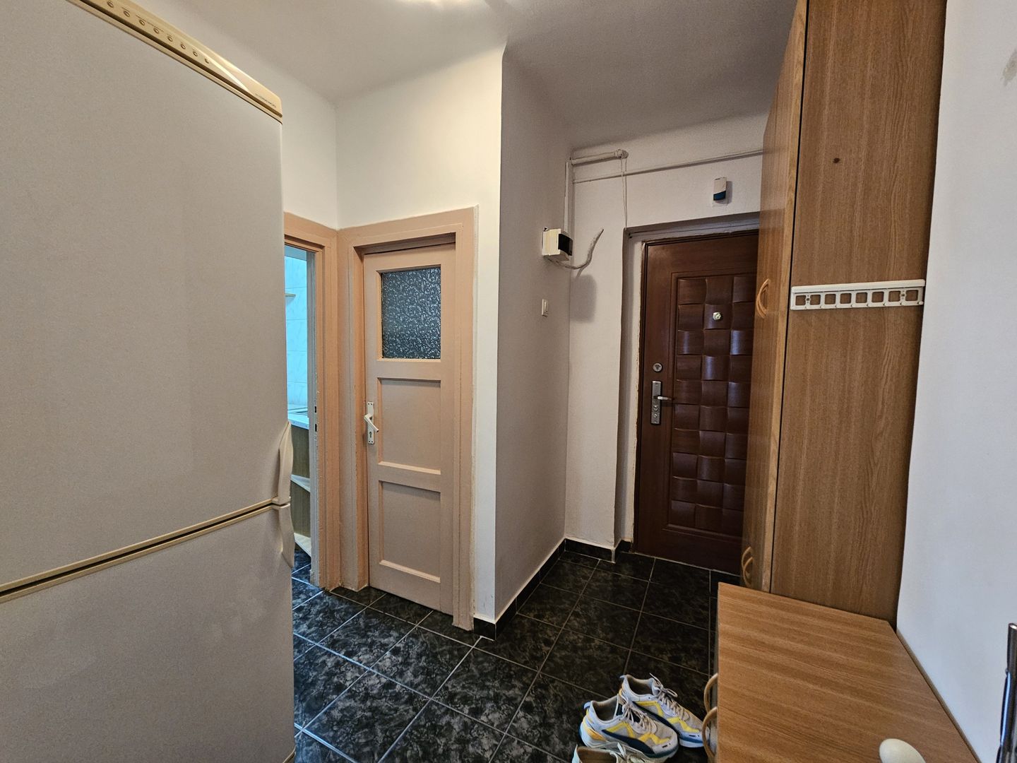 Apartament 2 camere de vanzare, Piața Victoriei centrala proprie - Poză 13