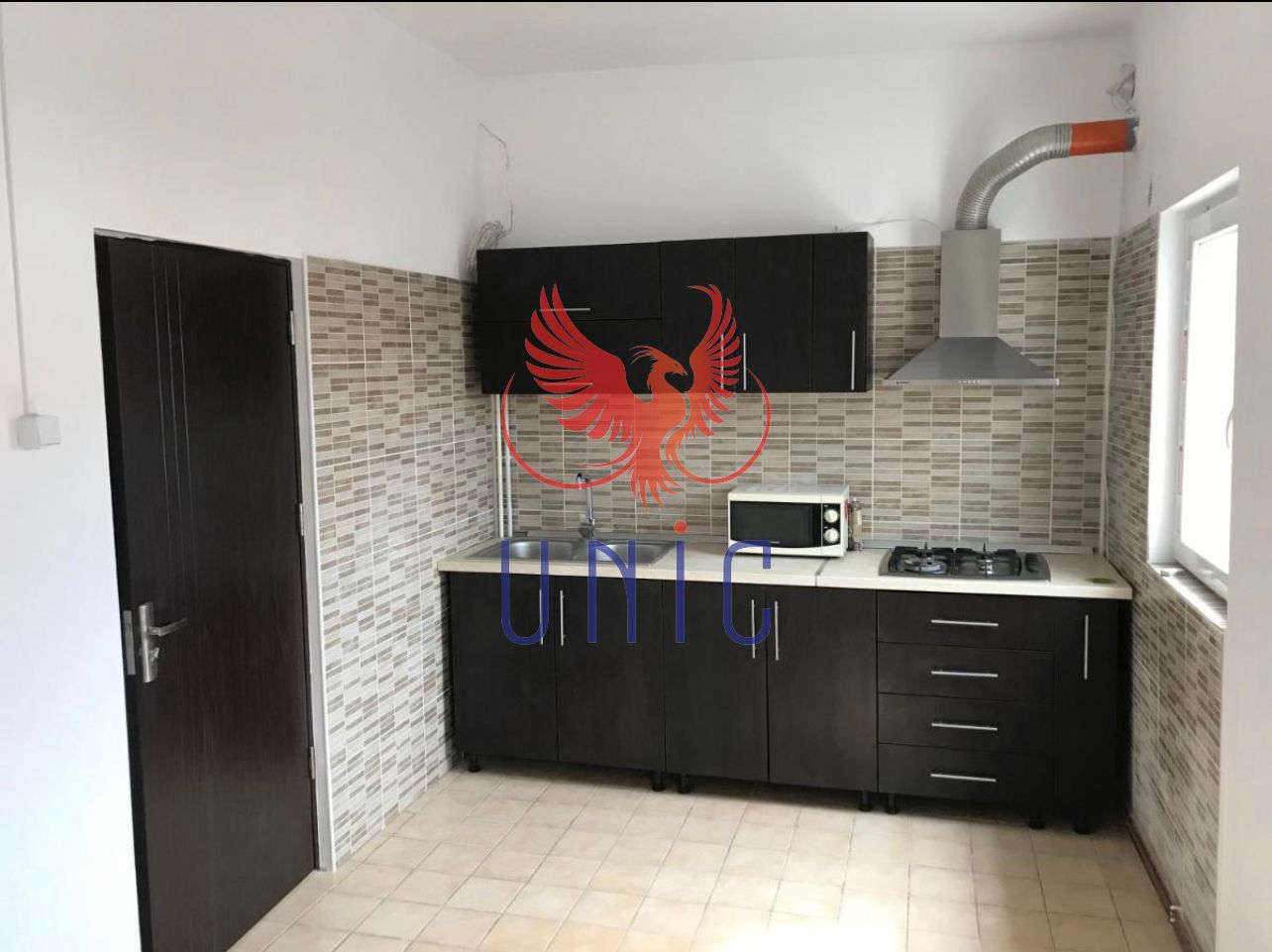 Spatiu de inchiriat in zona 1 Mai - Poză 9