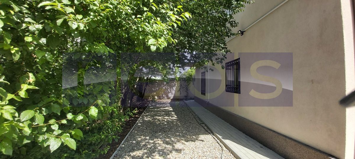 VANZARE VILA 5 CAMERE - DECOMANDATA- PADUREA  BANEASA - Poză 7