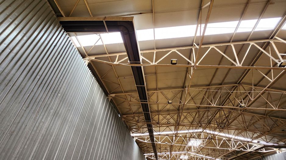 Hale depozit-productie industriala la 20 km de TM - Poză 19