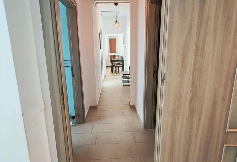 Apartament cu 3 camere extrem de interesant Viscolului-Militari - Poză 8