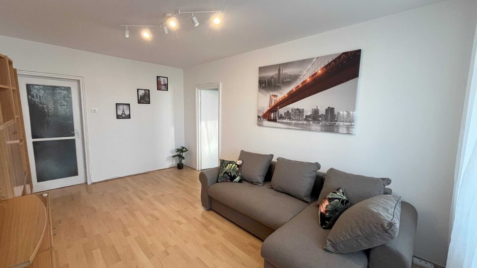 Apartament Piata Iancului/Avrig - Poză 1