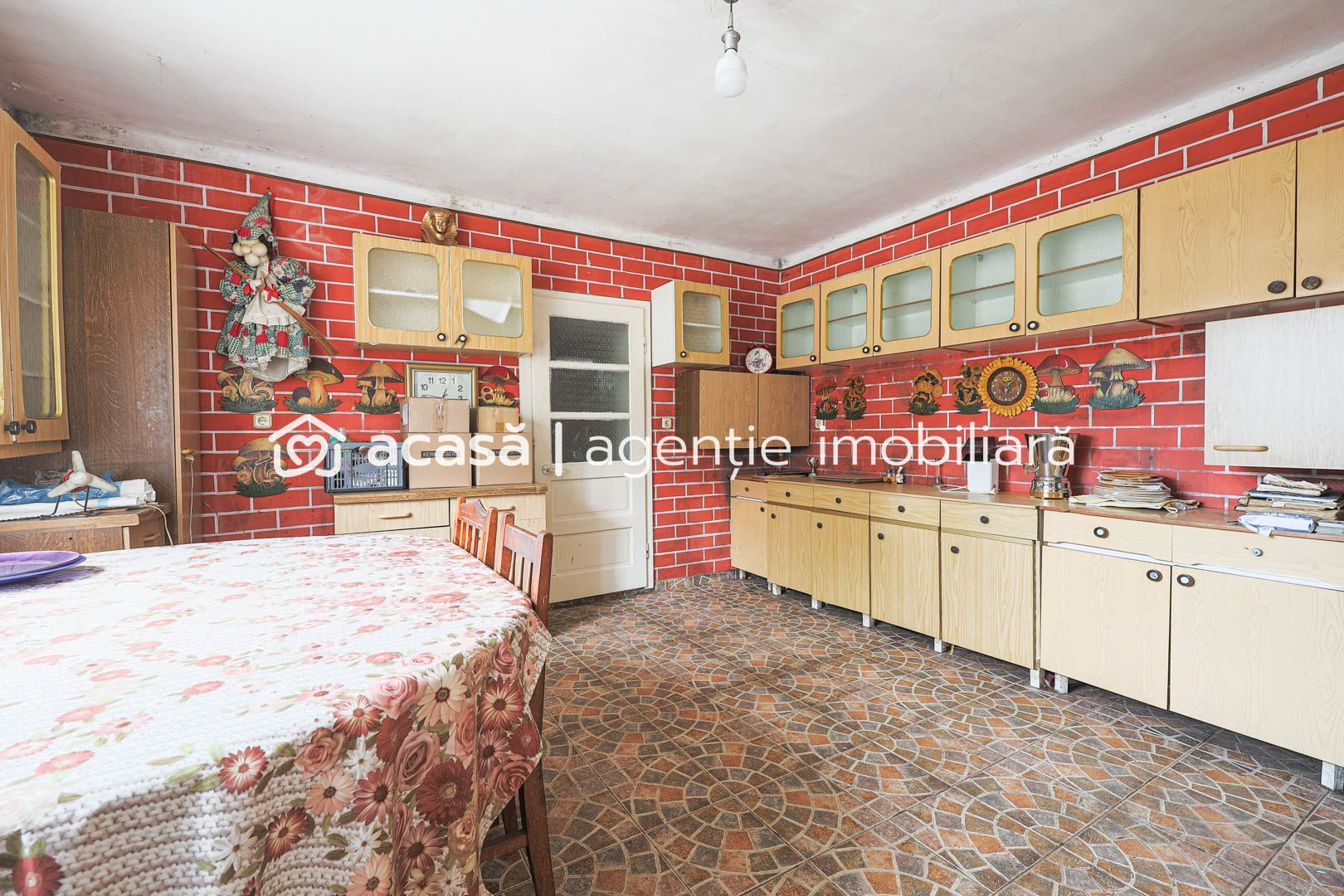 Proprietate cu vad excelent,  lângă Spitalul Județean Arad. - Poză 13