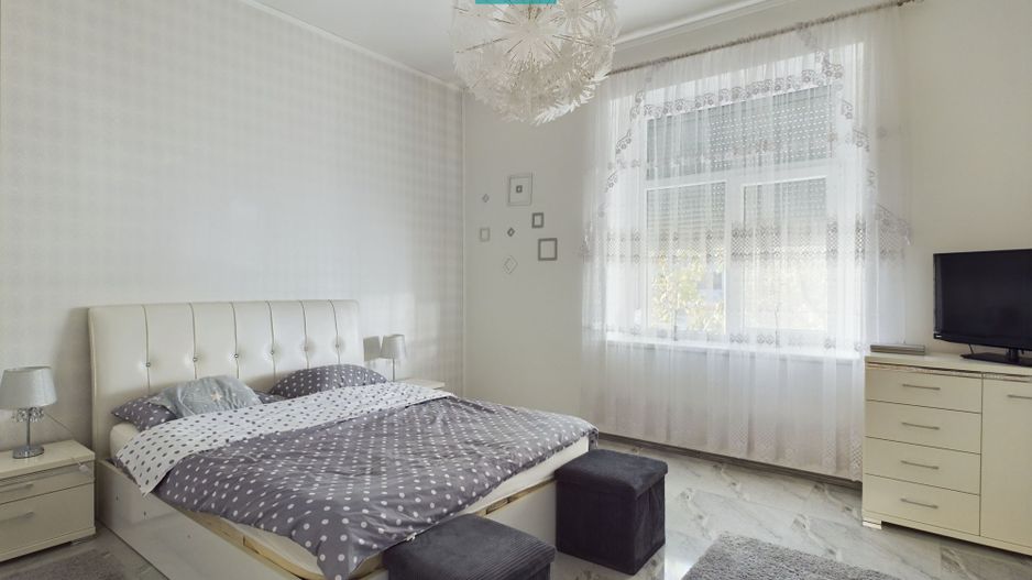 Casă centrală cu spațiu comercial - Poză 7