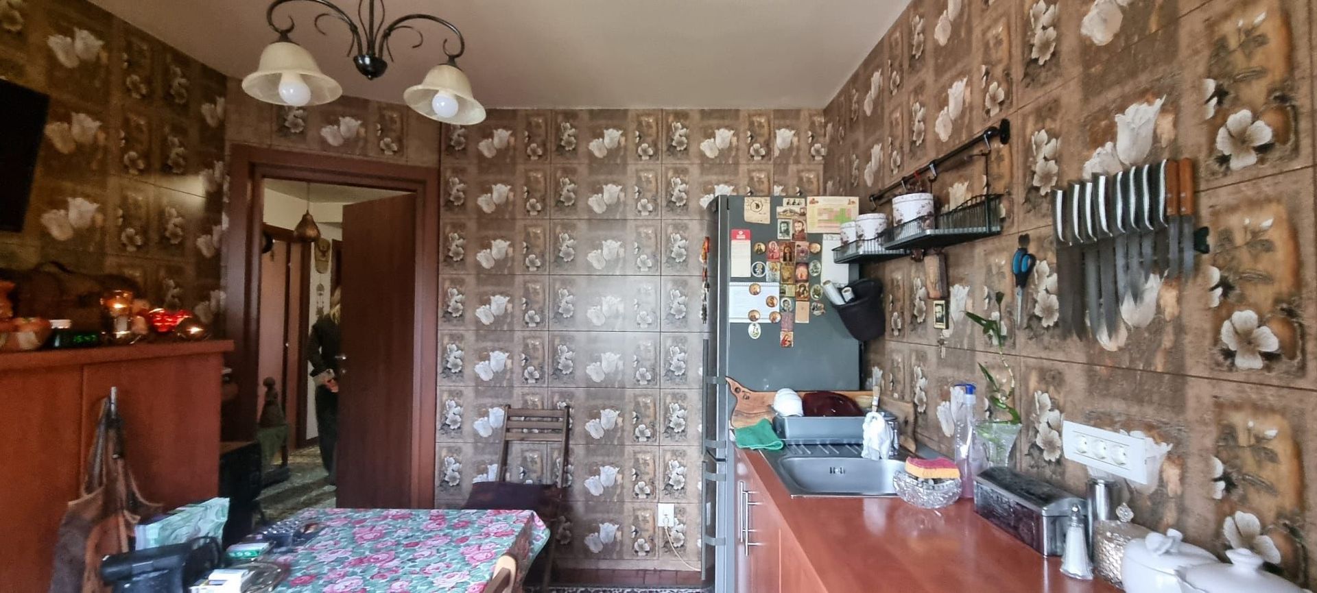 Parter cu structură pentru etaj, curte amenajată și organizare impeca - Poză 35