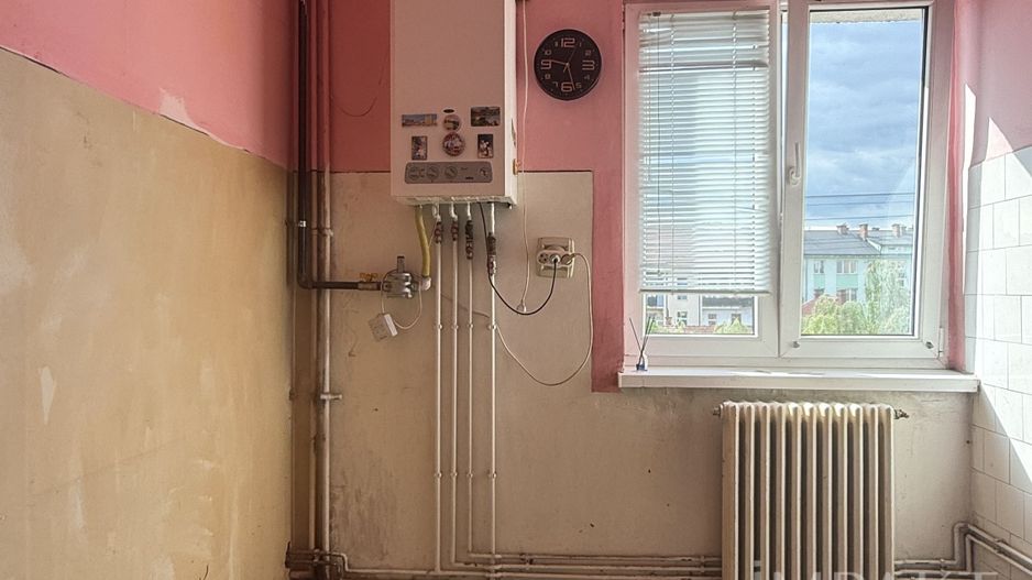 Apartament cu 2 camere decomandat in centrul orasului - Poză 6