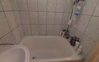Vânzare-Schimb apartament 2 camere str. Jiului Micro 14 - Poză 6