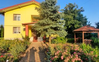 Vilă deosebită în Aroneanu – la doar 5 km de Tg. Cucu | 319.000 € - Poză 2