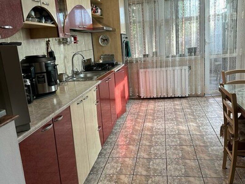 Vila D+P+1E, mobilata si utilata,  zona Spitalul militar - Poză 10