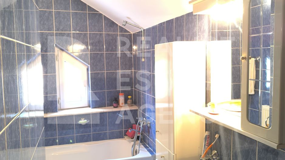 Casă de vânzare în Bran – la 1,5 km de Castelul Bran - Poză 9