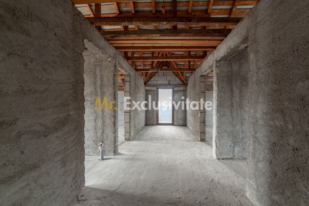 Casa sptioasa cu potential real in Maracineni la 5 pasi de Pitesti-Arges! - Poză 11