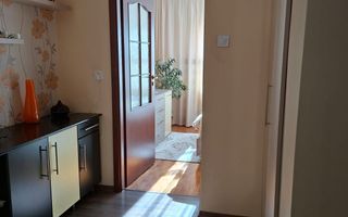 Vand apartament cu 3 camere - Poză 6