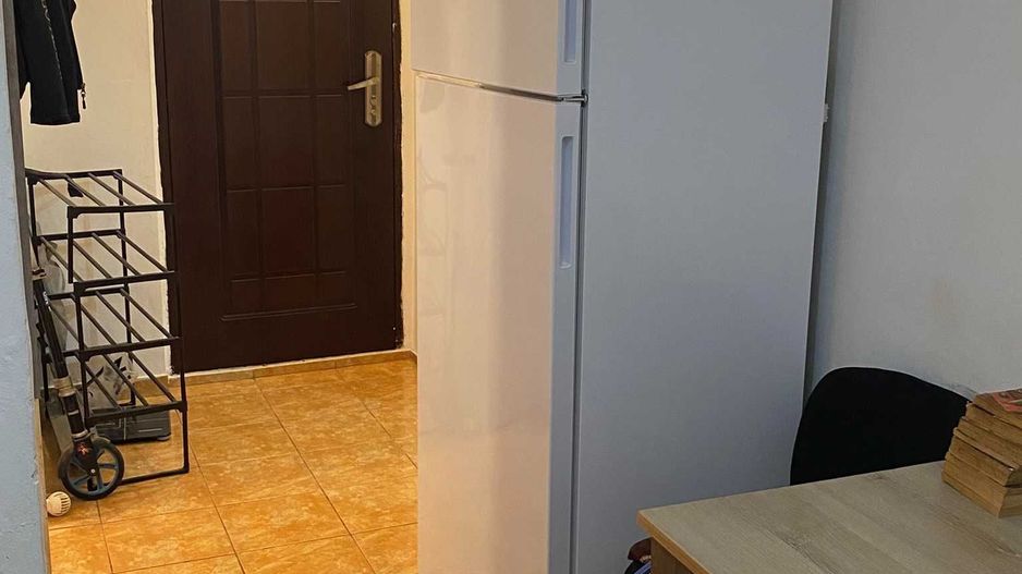 Apartament 1 camera- decomandat -etaj 2-Zona Medicinei - Poză 2