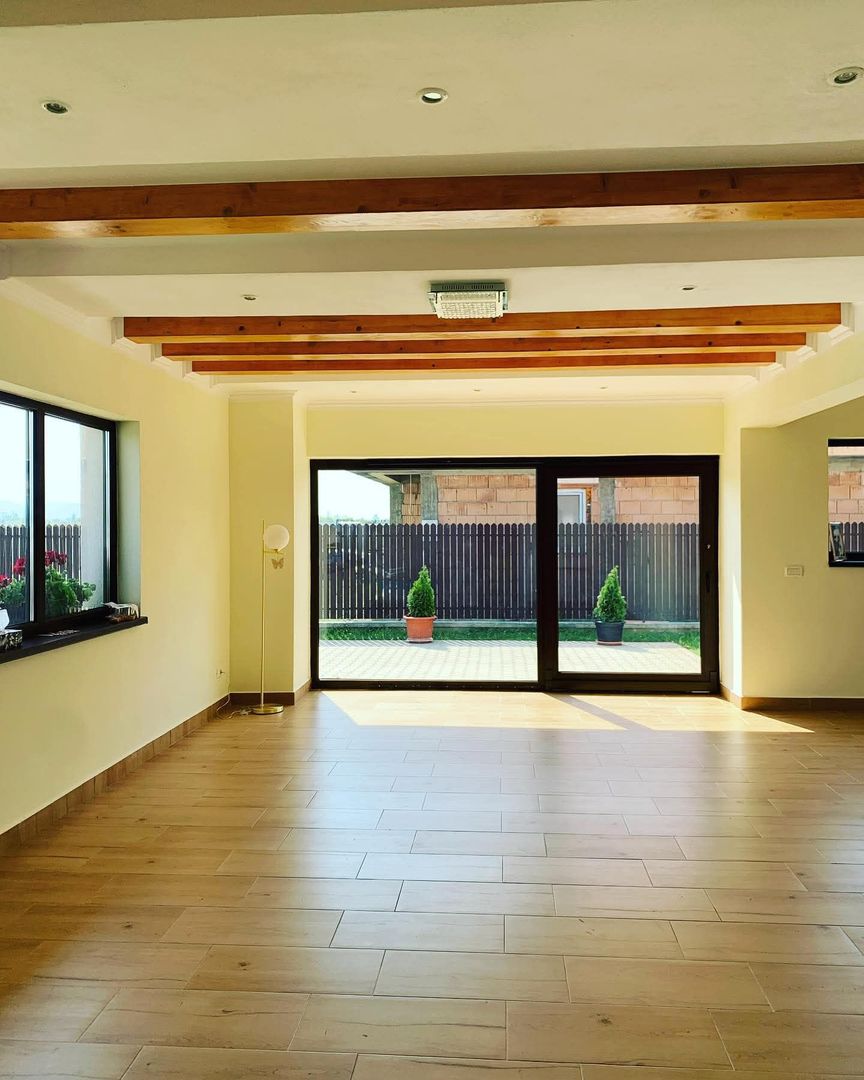 Casa Moderna La 6km de Brasov - Poză 3