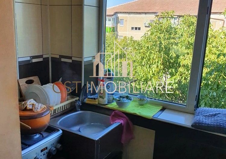 Apartament cu 2 camere / Decomandat / Zona lipovei - Poză 6