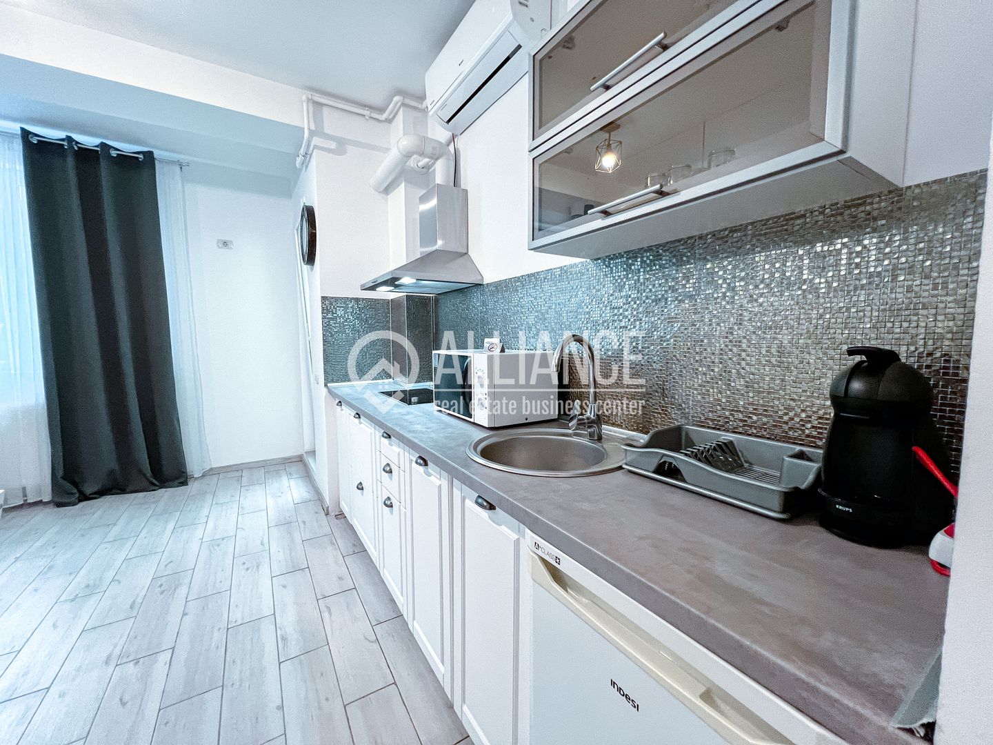 MAMAIA NORD(COD 05) Studio Elegant si Curte Proprie la Malul Marii! - Poză 10