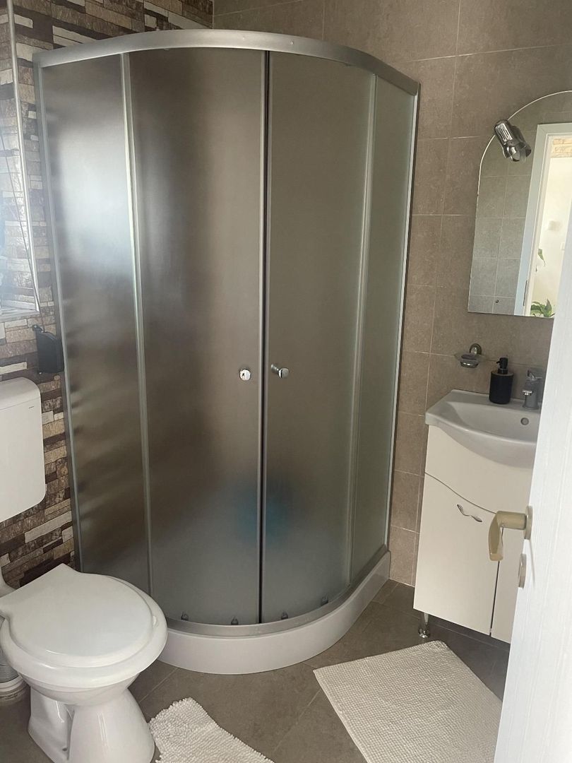 Giroc | 5 camere | 127 mp utili | Mobilat & utilat - Poză 16