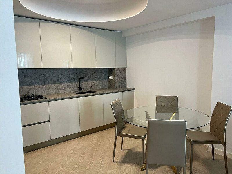 Prima inchiriere apartament 3 camere cu parcare inclusa | Cortina North - Poză 2