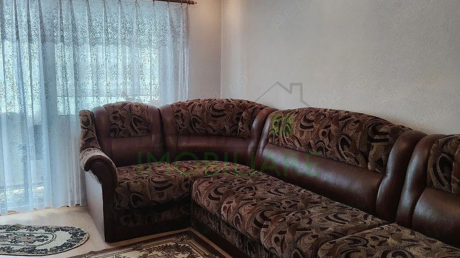 Apartament 3 camere decomandat, etaj 1, 2 balcoane și garaj – Râșnov - Poză 5