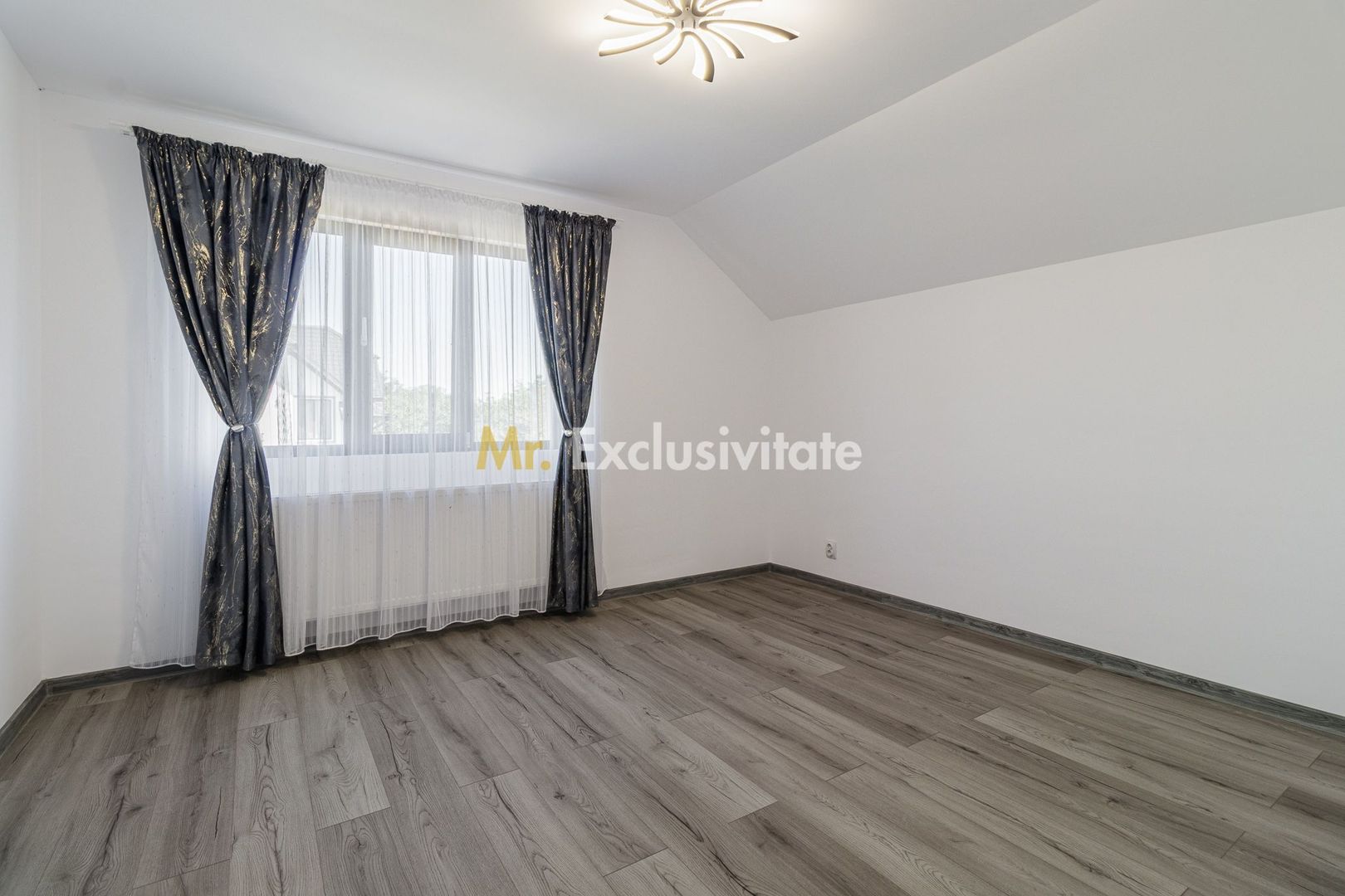 Casa la sat, constructie noua, la 20 de km de Bucuresti - Poză 15