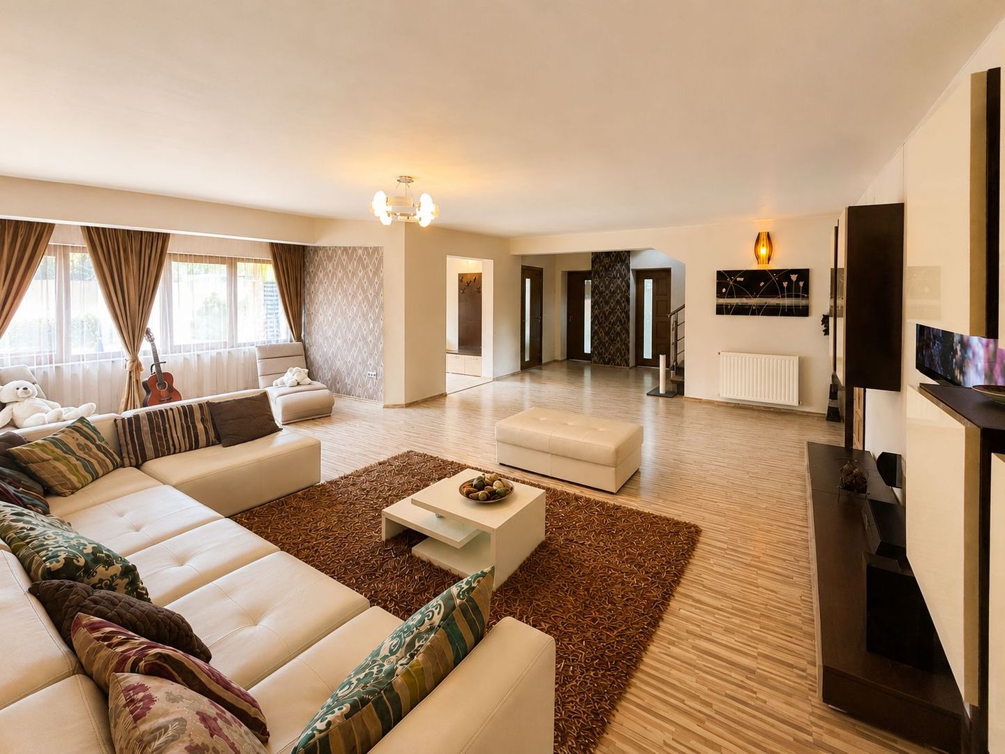 Vilă deosebită 6 vânători• 5 camere• 2 terase• Zona AFi-Atrium• - Poză 3