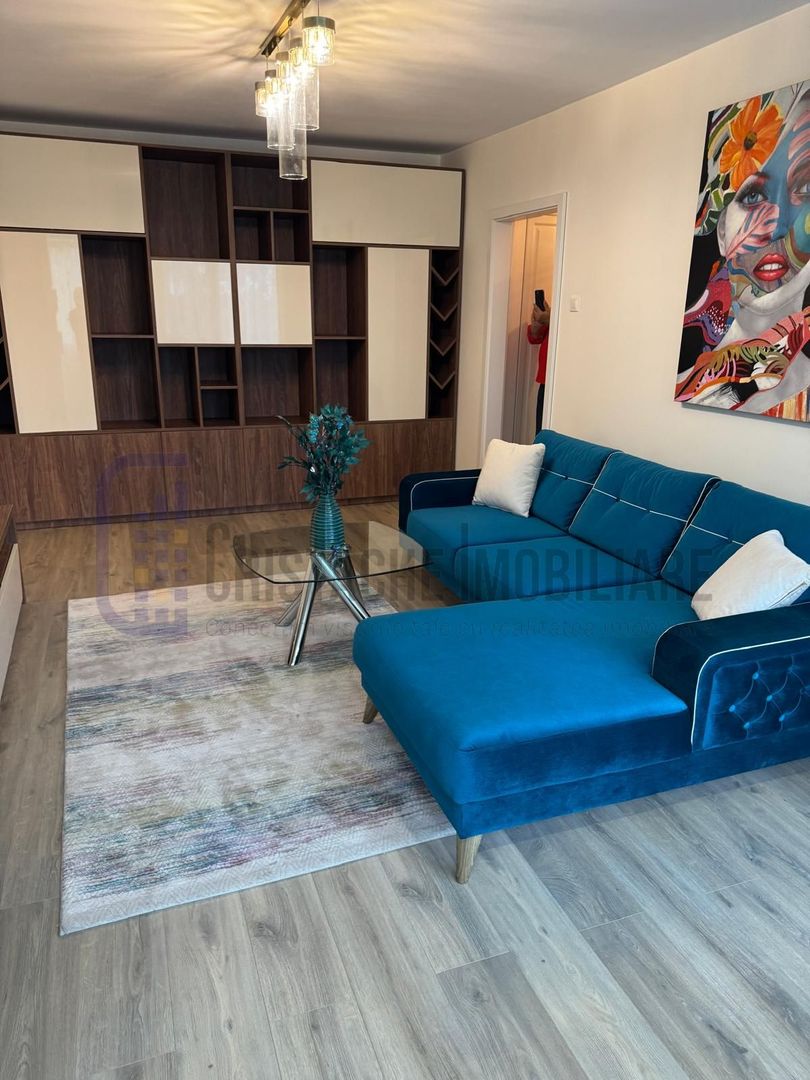 Apartament 2 camere, renovat si amenajat modern, metrou P-ța Unirii la 10 min. - Poză 22