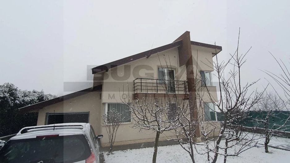 Casa individuala cu garaj, 135 mp utili, 507 mp teren in Dambu Rotund - Poză 1
