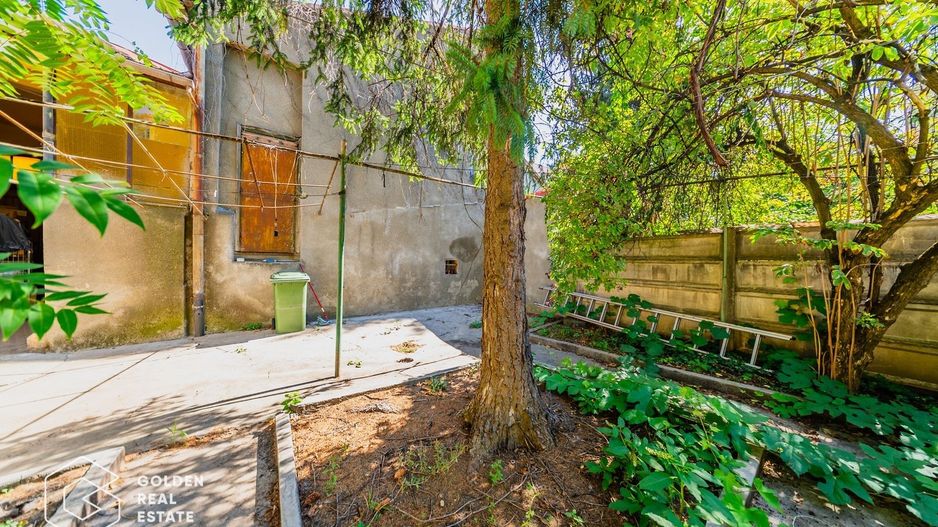 Casa individula cu 5 camere, zona central - Poză 26