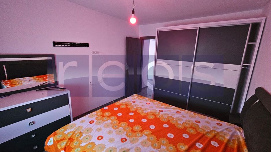 DE VANZARE 2 CAMERE  PRELUNGIREA GHENCEA-ZONA CARTIER LATIN - Poză 5