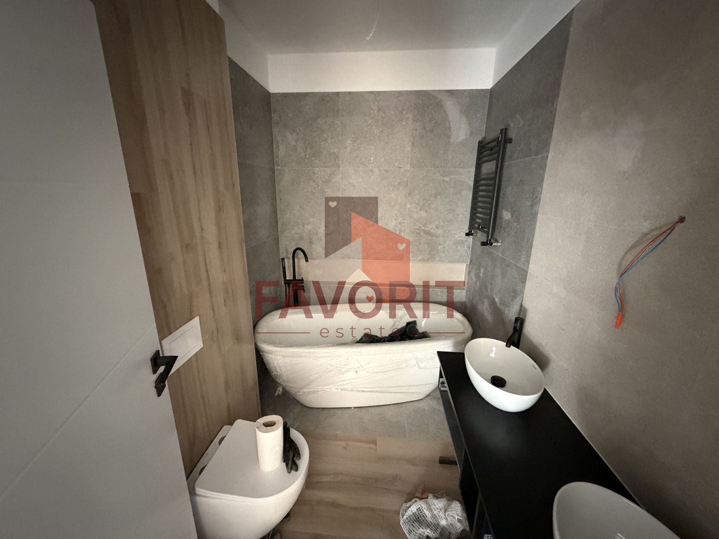 Comision 0%. Etaj 2. Apartament pe 2 nivele. 2 bai. 2 locuri de parcare - Poză 20