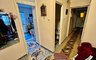 Apartament 3camere de vanzare - Poză 1
