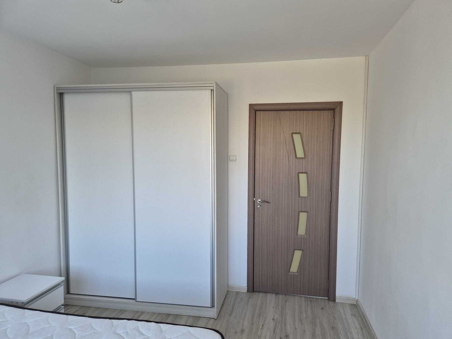 Apartament 2 camere decomandat de vanzare - Poză 3