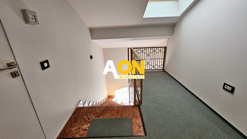 Clădire istorică ultracentrală, PUB + 13 birouri, S+P+M, renovată 2024 - Poză 18