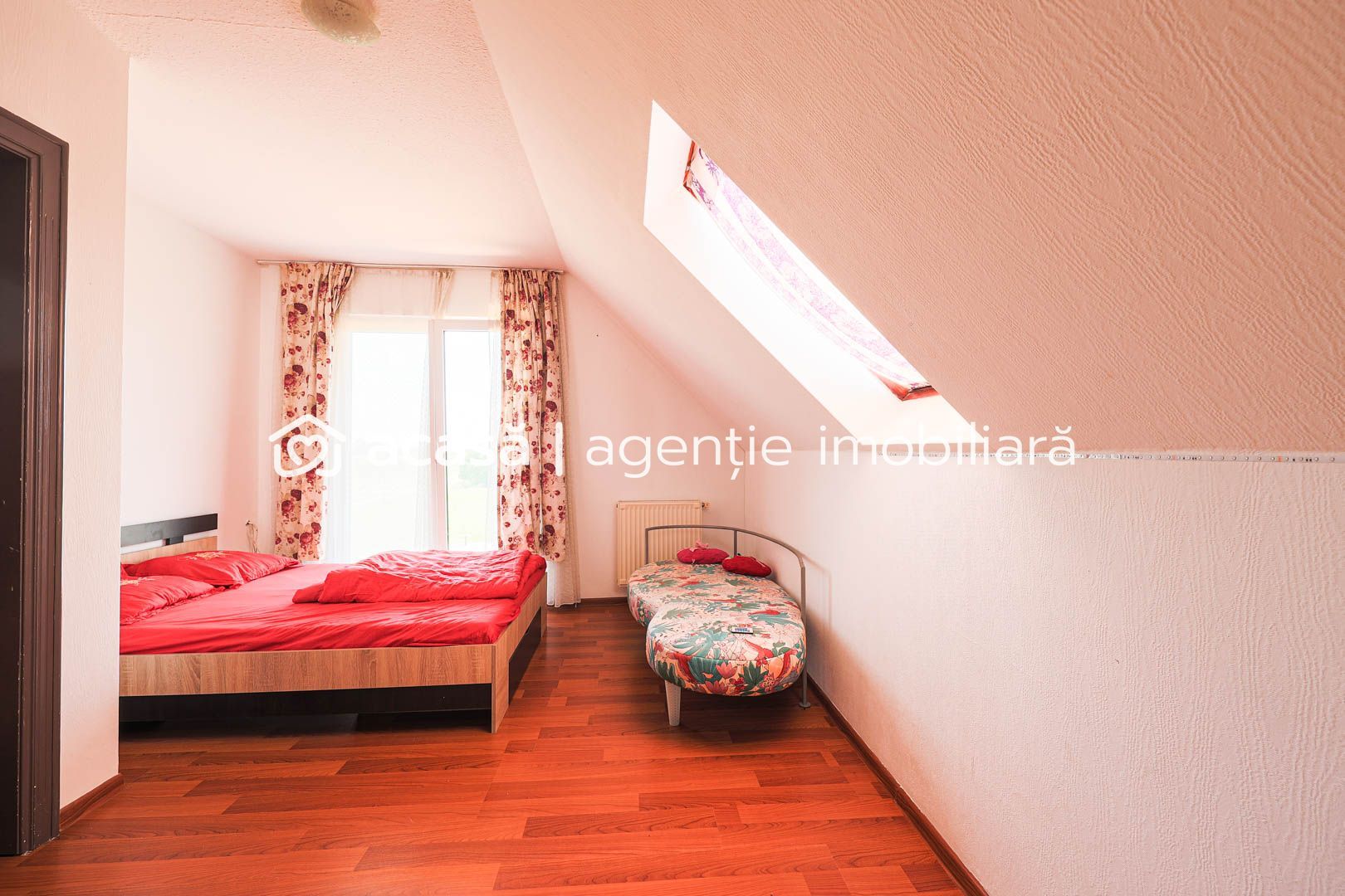 🏡 Visează la casa perfectă în Cartierul de Vest! 🌳 - Poză 8