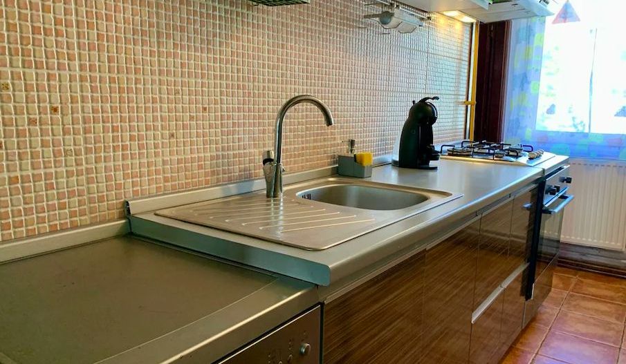 APARTAMENT RENOVAT 3 CAMERE BUCOVINA - Poză 10