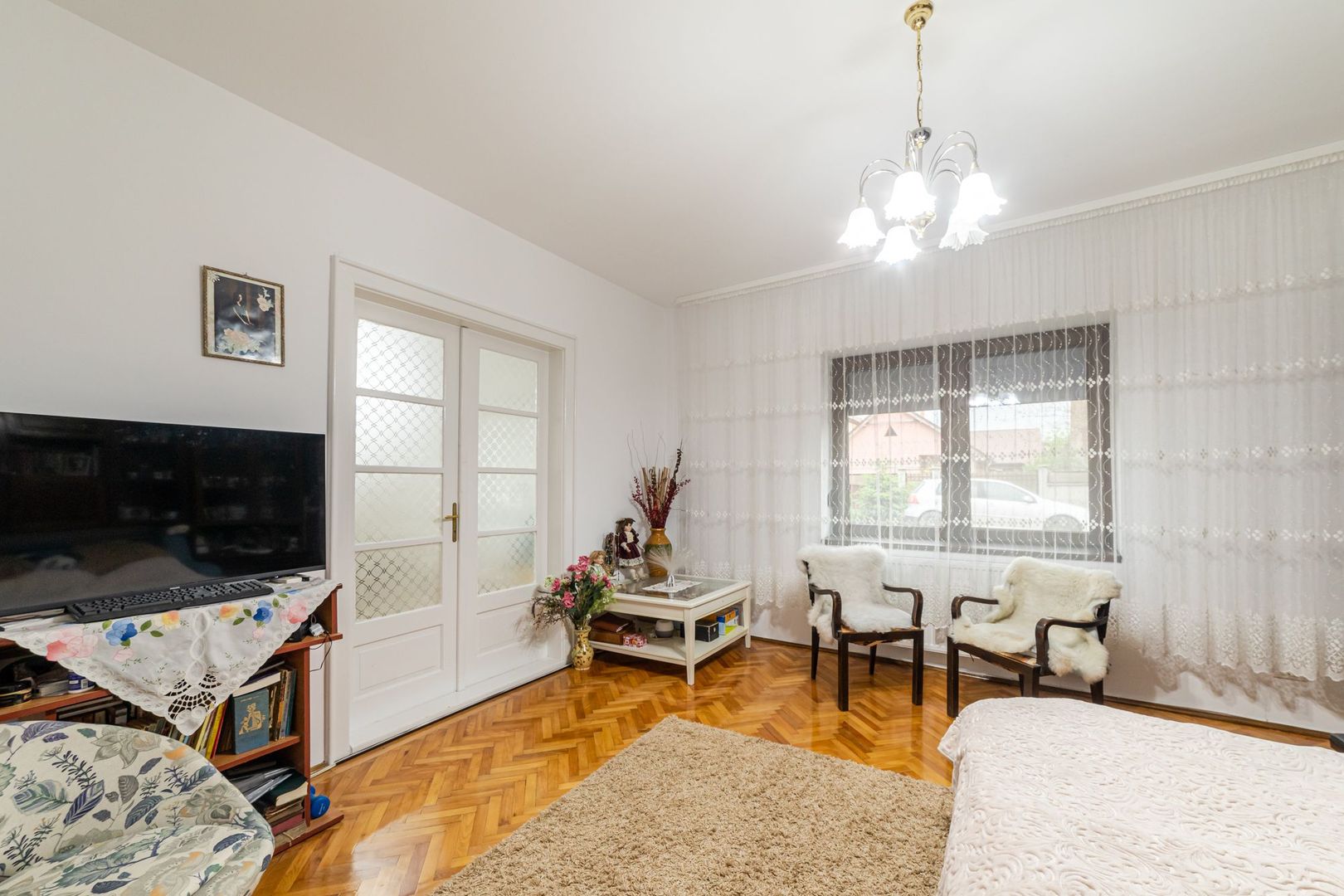 REZERVAT!  Preț fix redus!Casă multifamilială zona Pârneava - Poză 13