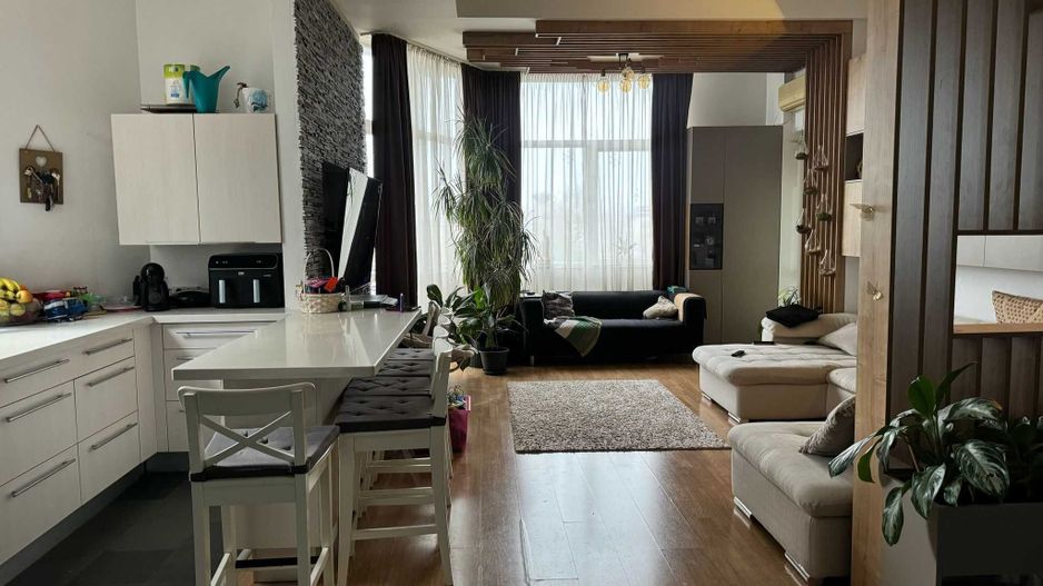 Vând apartament 3 camere decomandat – Spatele Magazinului Auchan Titan - Poză 2