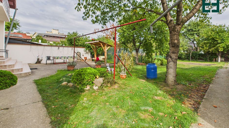 Casă tip Duplex cu 8 camere  - Zona Bujac - Arad - Poză 34
