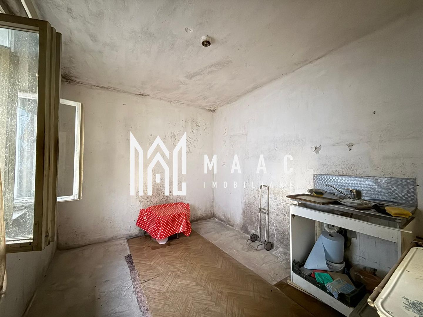 Casa individuala 3 camere | Pivnita | Pod | Curte | Lupeni - Poză 5