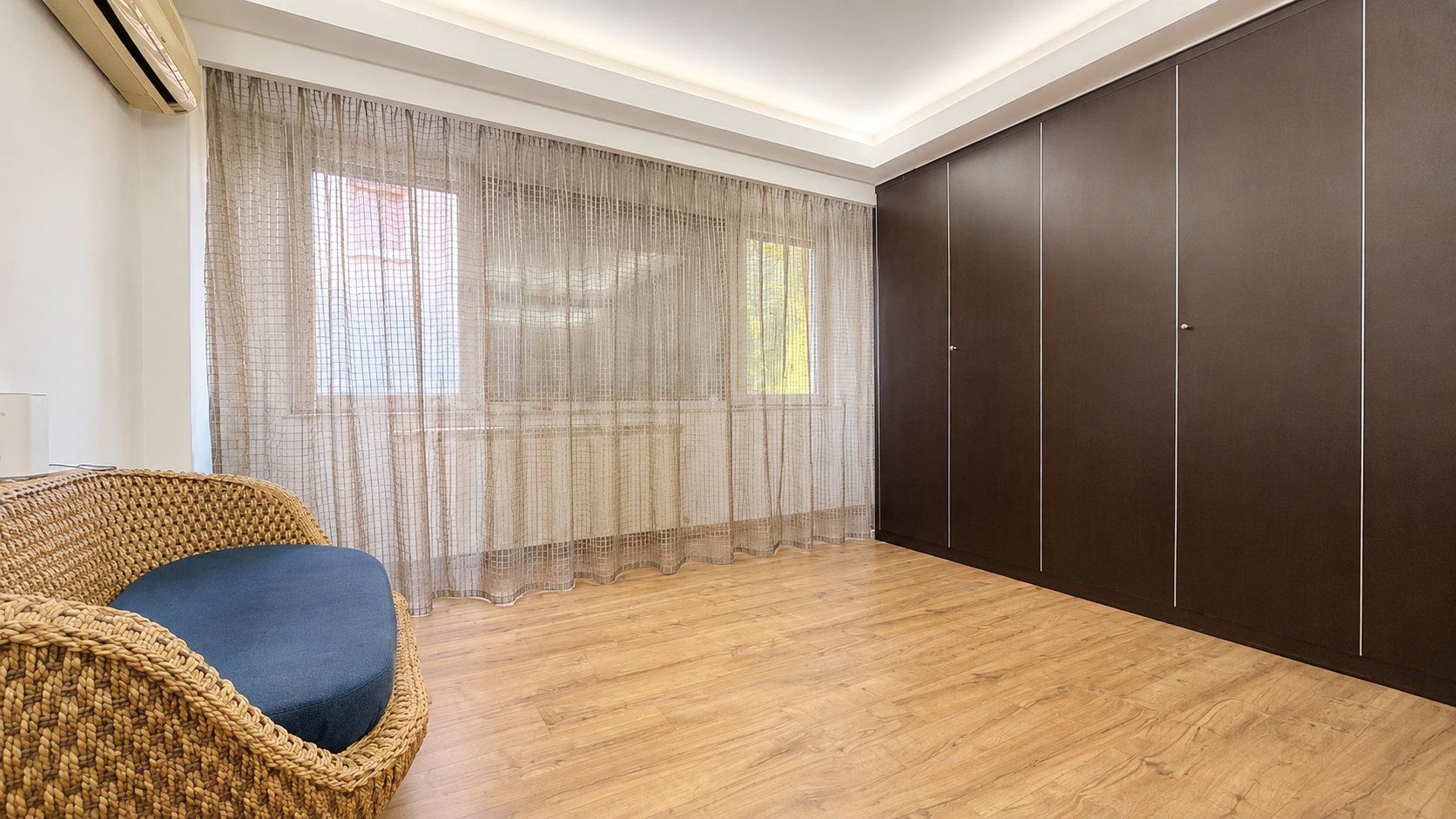 Vila zona Stefan cel Mare - 380 mp teren - 452 mp utili, Rezidential / Office - Poză 19