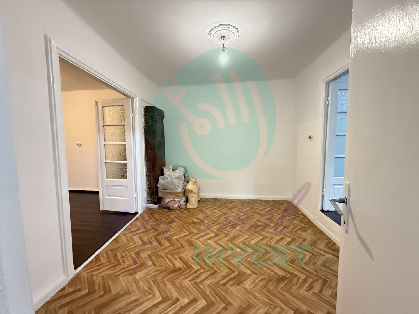 "Casa bunicii" la vanzare in zona Vatra Luminoasa - Poză 7