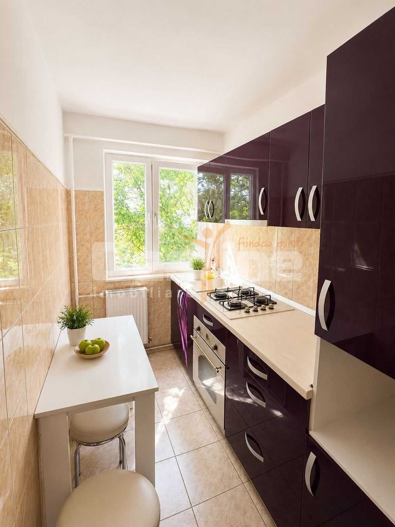 Apartament de vanzare - Poză 1