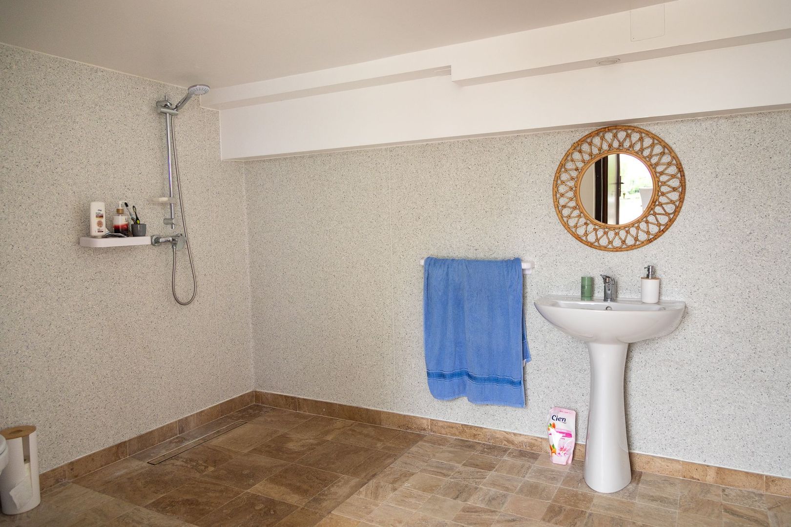 Vilă cu acces direct la lac | Piscină încălzită, sauna - Poză 21