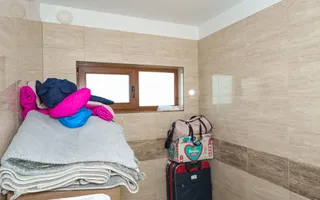 Casa individuala la cheie, 5 camere,180mp, teren 650mp, Jucu de Mijloc - Poză 13