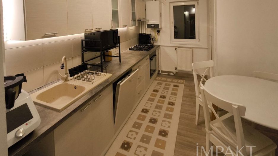 Apartament  cu 3 camere decomandate, 2 băi, etaj 1 - Zorilor - Poză 5