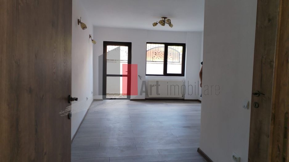 Închiriere casă 5 camere Șoseaua Progresului - Jumbo Liberty Center - Poză 1